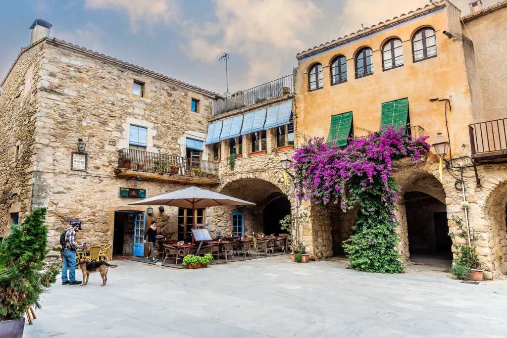 Peratallada interno del borgo