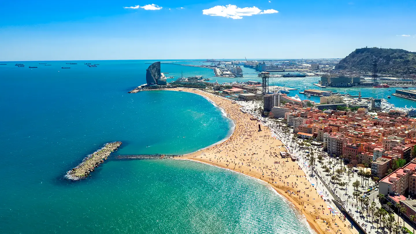 Barcellona vista della Barceloneta dall'alto