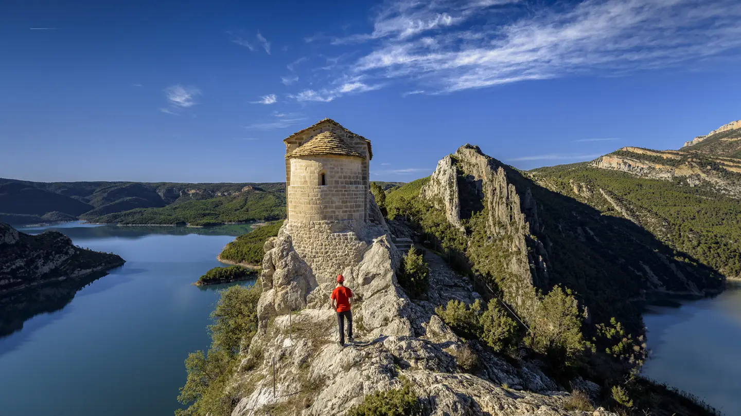 Castell i ermita de la Mare de Déu