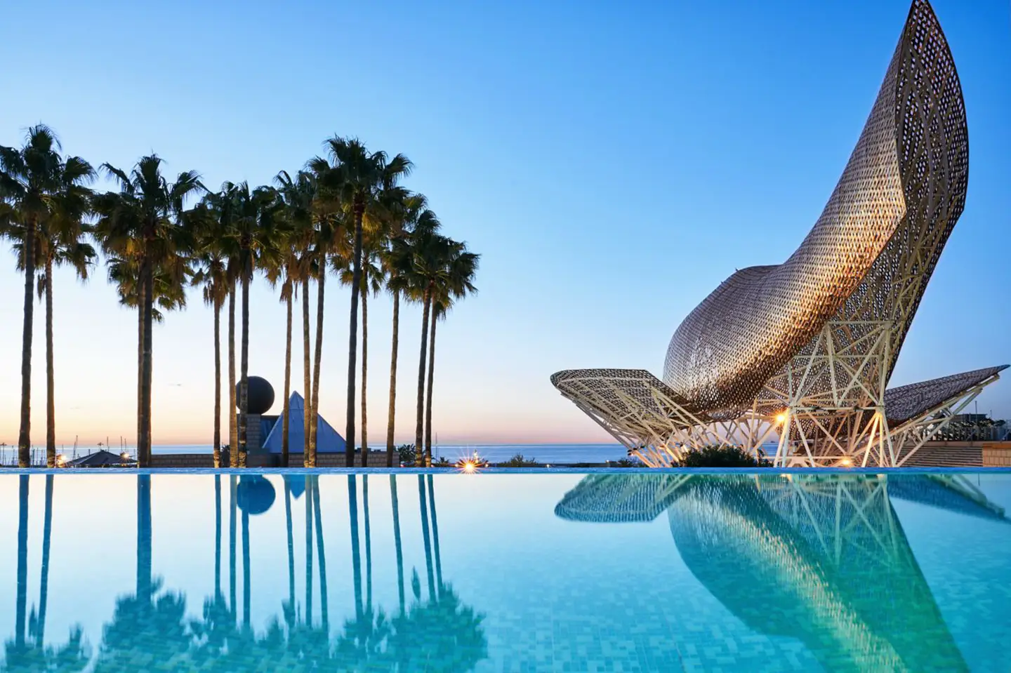Arts Hotel Marina Infinity Pool